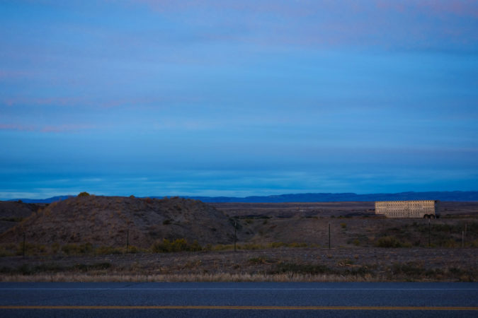 trailer sunset plains wyoming wall drug