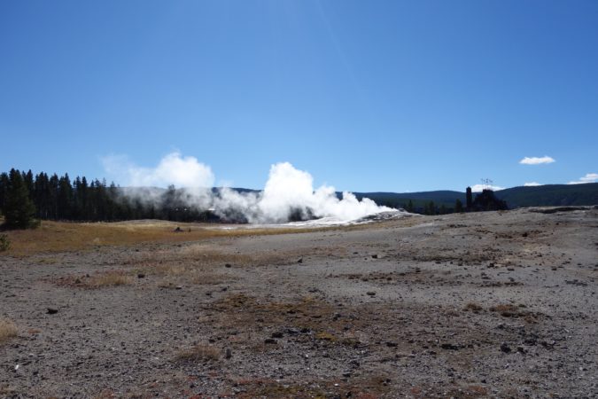 countdown eruption yellowstone national park old faithful geyser